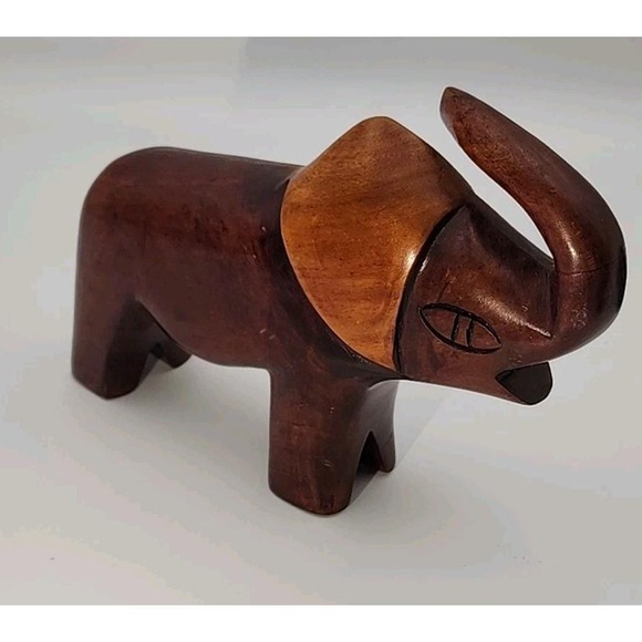 Other - Vintage abstract solid wood carved ELEPHANT 7" tall‎ animal figurine